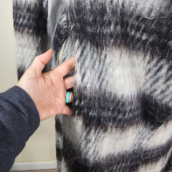 BCBGeneration Black Plaid Wool Wrap Coat Sz XS Belted Shawl Collar Mid-Length - Picture 6 of 14